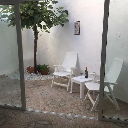 La Casa De La Higuerita Апартаменты *